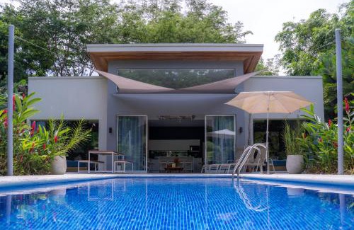 Cahuita Villa | Lilan Nature, Modern House N°2, private swimming pool