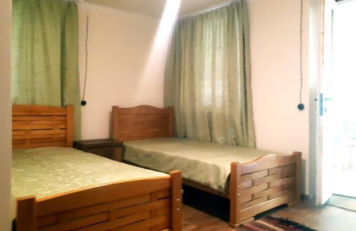 Omalo House | Lileo