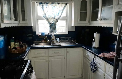 Folkestone House | Lilian's House- Sweet Gem 5 mins walk to beach!