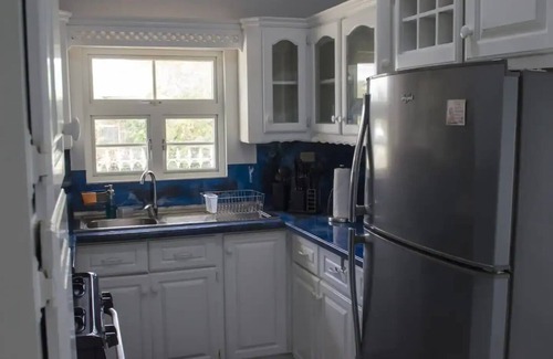 Folkestone House | Lilian's House- Sweet Gem 5 mins walk to beach!