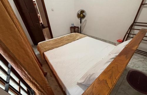 Peradeniya House | Lilies holiday inn