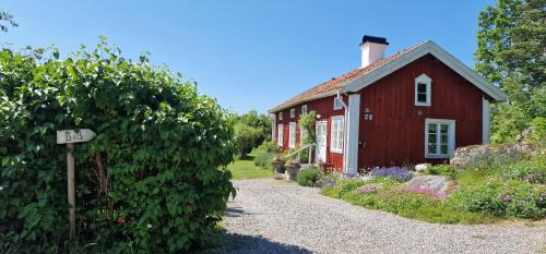 Orebro Villa | Lillåns B&B