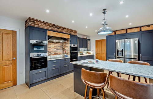 Romney Marsh House | Lillie House - Five Bedroom House, Sleeps 12