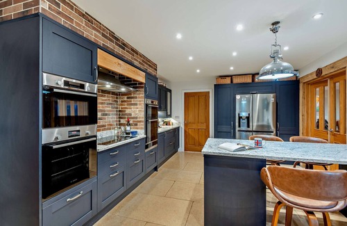 Romney Marsh House | Lillie House - Five Bedroom House, Sleeps 12