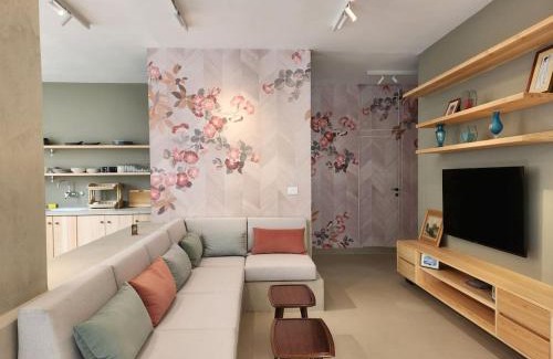 Mar Mikhael Apartment | Lilly Nook 2-Bedroom Retreat in Mar Mikhael