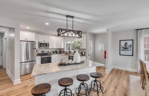 North Charleston House | Lilly Pad At Park Circle