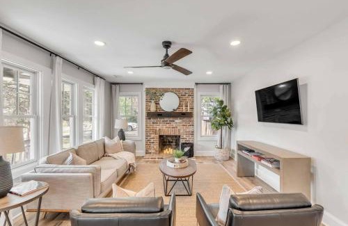 North Charleston House | Lilly Pad At Park Circle