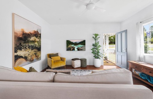 Kenilworth House | Lilly Pilly Cottage - Luxurious Getaway in Heart of Kenilworth