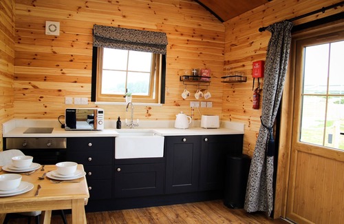 St Harmon Cabin | Lily - a shepherds hut that sleeps 3 guests in 1 bedroom