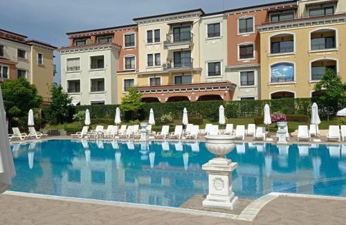 Sozopol Apartment | Lily Beach Resort - sunrise over the sea - Sozopol
