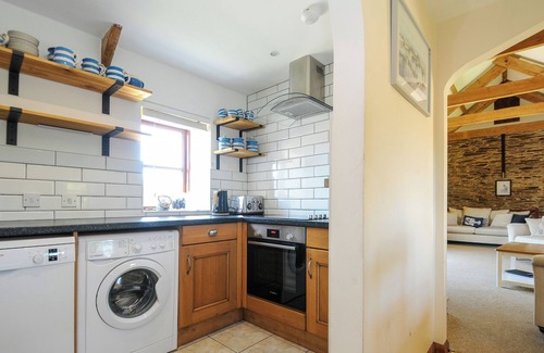Pelynt Cottage | LILY COTTAGE, pet friendly, character holiday cottage in Looe