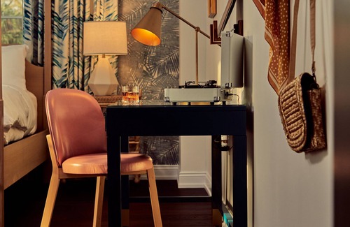 Old East Hill Hotel | Lily Hall- A Boutique Hotel