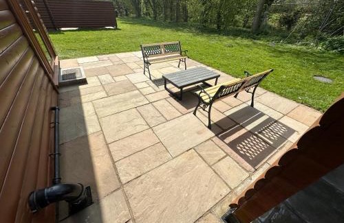 Fitling House | Lily Lodge-Tranquil-Hot Tub-Fishing-7m to beach