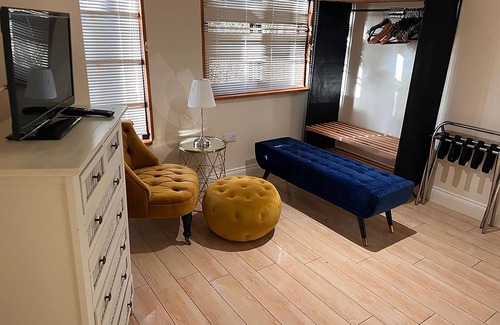 Arrington Cottage | Lily Pad by Paymán Club
