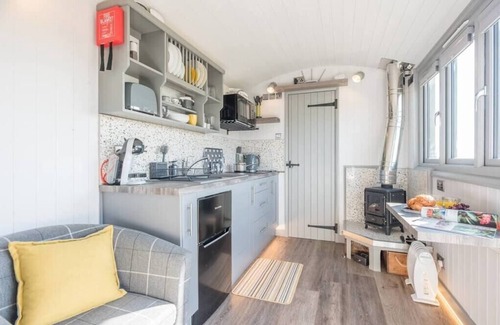 Saxmundham Apartment | Lily Pad Friston