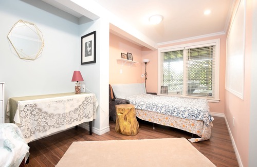 Charlottetown Bed & Breakfast | Lily's Garden