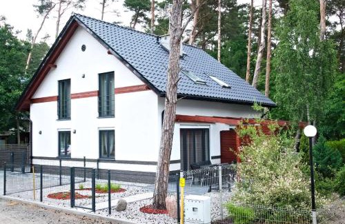 Lukecin House | Lily - Sunny Flowers Apartments