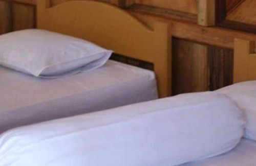 Nias Bed & Breakfast | Lilys Nias Surf Camp