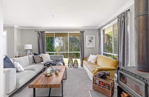Robertson House | Lilyview Cottage - Robertson