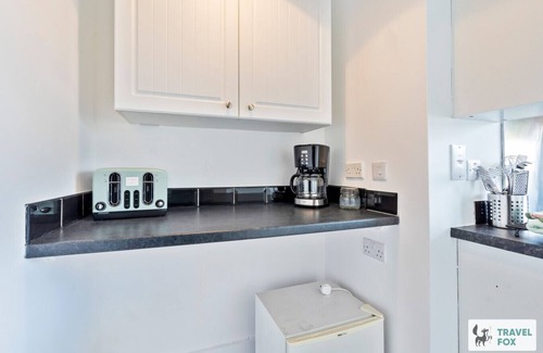 Kettering House | Lime Corner: Peaceful with Parking