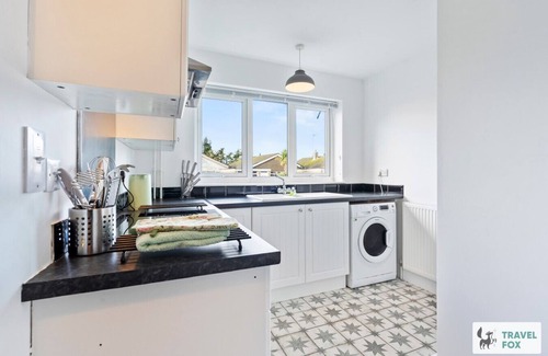 Kettering House | Lime Corner: Peaceful with Parking
