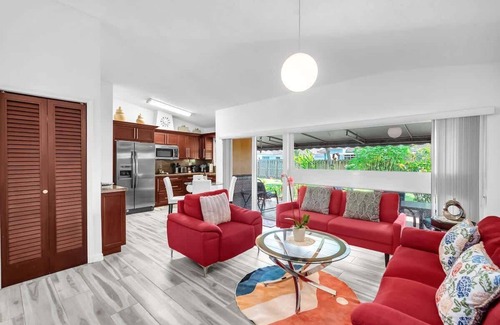 Ludlam House | Lime Haus 🍋 - Your Family Stay in Miami Awaits!