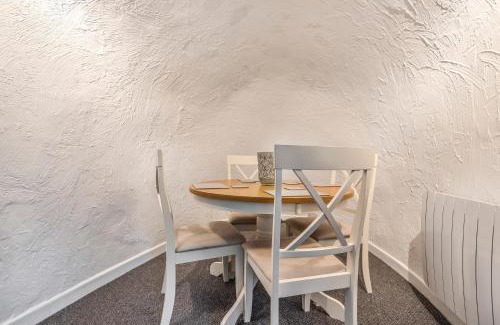 Pentewan House | Lime Kiln Cottage, Pentewan, Cornwall