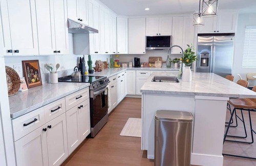Lincoln Acres House | Lime Light La Mesa New 4BR 3BA, Group Friendly