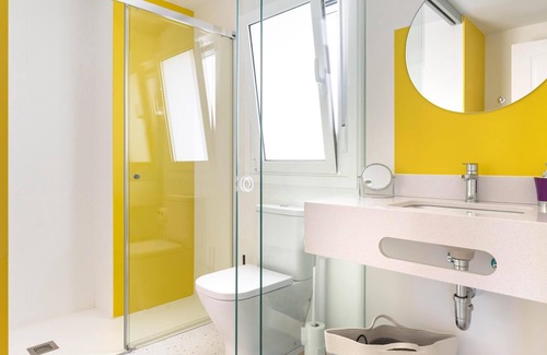 Haro Apartment | limehome Haro | One-Bedroom Apartment