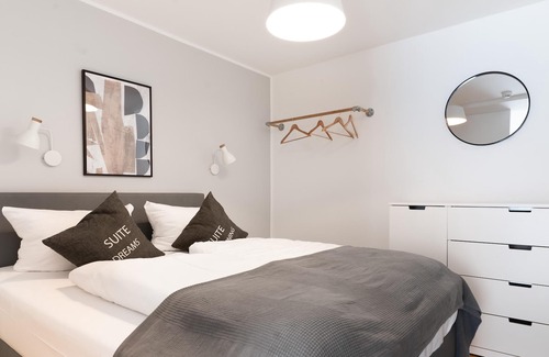 Zentrum-West Apartment | limehome Leipzig | Suite XL + balcony & sofa bed