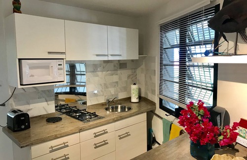 Pelican Key Apartment | LimeTree Studio, Pelican Key. Cozy retreat in excellent location!