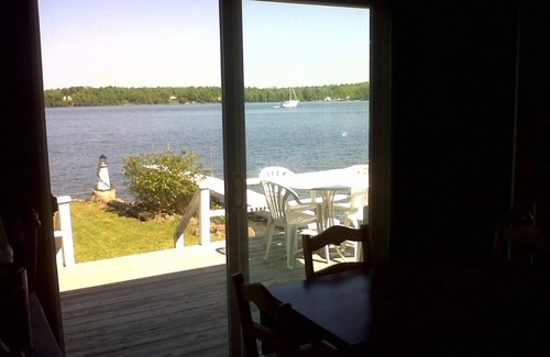 South Hero Cottage | Limited 2024 Rentals: Private beach, dock & clean bay!