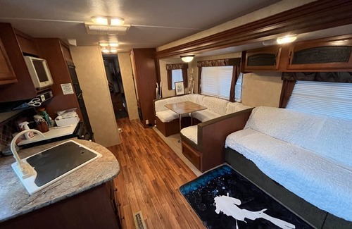 Atami RV Rental | Limited Time 5 Discount Trailer House Room O/Atami City Shizuoka