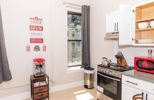 Albany Apartment | Limited Time Listing