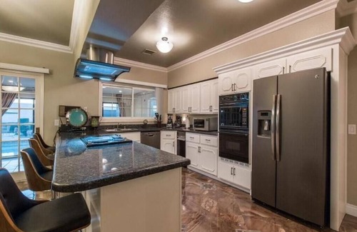 Sunrise Manor House | Limited Time Offer~nNo Cleaning Fee~nYou Save 600 Dollars~