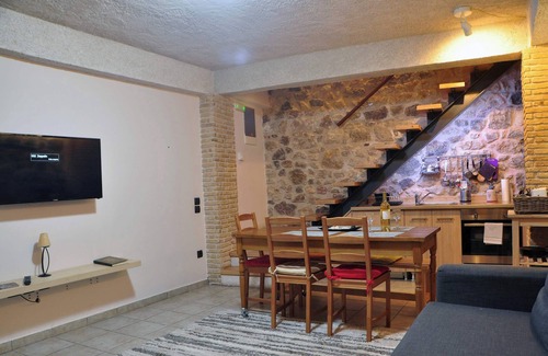 Limni Apartment | Limni Stone Apartments – Thalassa Retreat