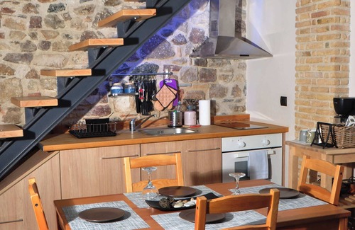 Limni Apartment | Limni Stone Apartments – Thalassa Retreat