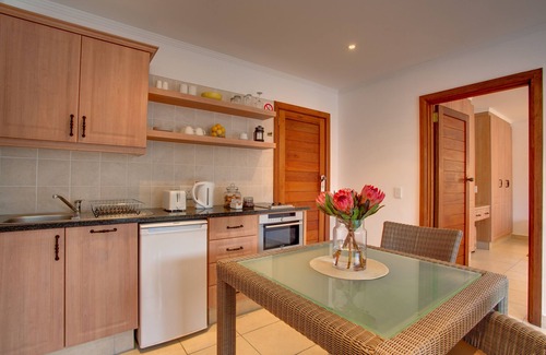 Robberg Beach House | Limoni Luxury Suites