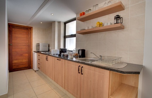 Robberg Beach House | Limoni Luxury Suites