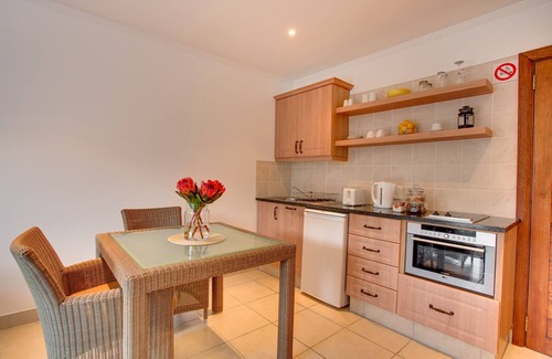 Robberg Beach House | Limoni Luxury Suites