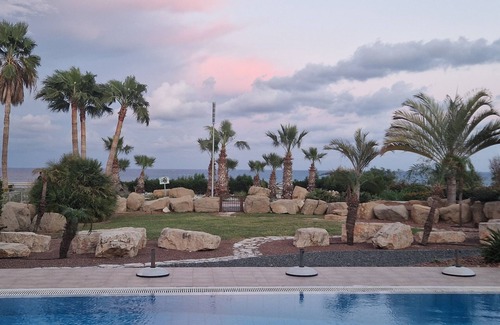 Pervolia Villa | LIMONIA - Large beach house by Blue Flag beach accommodating 12 +