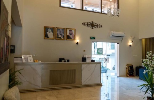 Al Ulaya Apartment | Lina Park 5