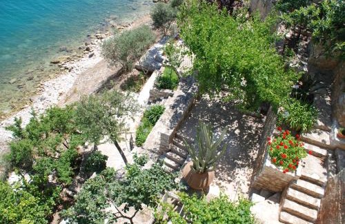 Kiveri Apartment | Linamare Maistro
