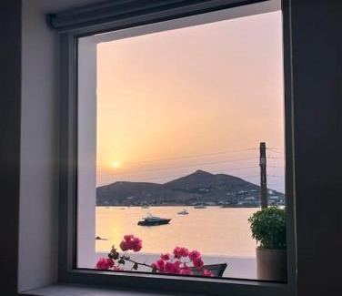 Naousa House | Linardo's Cycladic House