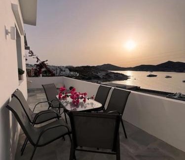 Naousa House | Linardo's Cycladic House