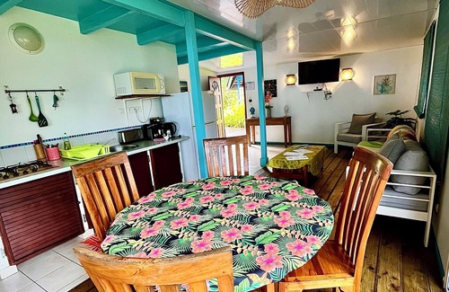 Moorea-Maiao Hotel | Linareva Moorea Beach Resort