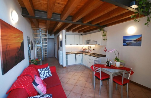 Gardola Apartment | Lince - Theater Home, with pool and lake view