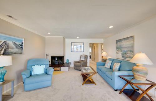 Lincoln Beach Apartment | Lincoln City Vacation Rental with Pool and Ocean Views
