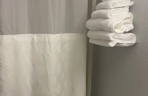 Lincoln Hotel | Lincoln Hotel - Double Queen Deluxe
