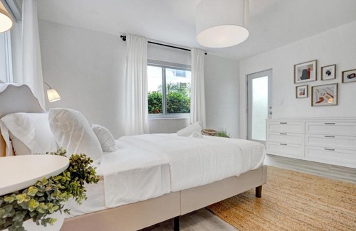 West Avenue Apartment | Lincoln Villa Suites
